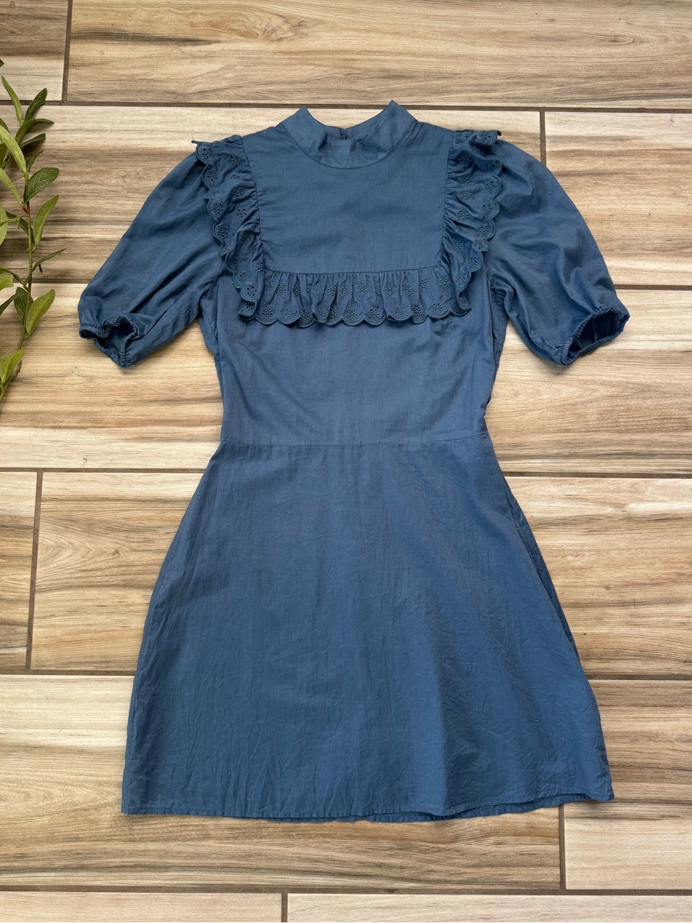 Reformation Blue Eyelet Ruffle Mini Dress Size 6 Organic Cotton Cottagecore